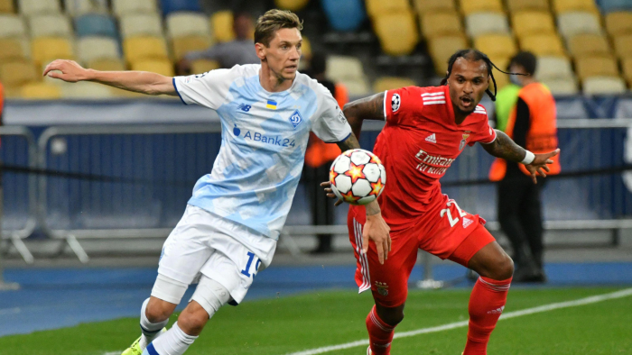 Soi kèo Dynamo Kyiv vs SL Benfica vào 2h ngày 18/8/2022