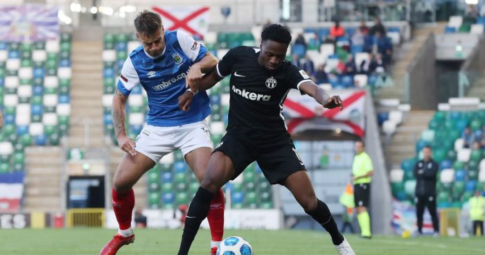 Soi kèo FC Zurich vs Linfield FC vào 0h ngày 12/8/2022