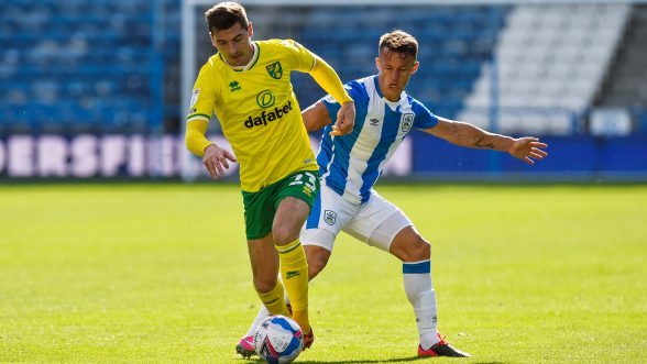 Soi kèo Norwich vs Huddersfield vào 1h45 ngày 17/8/2022