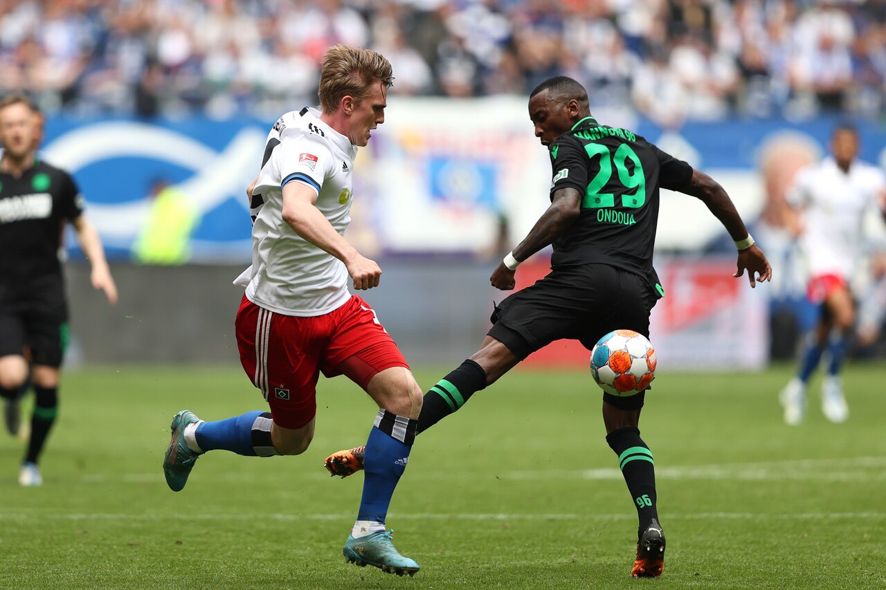 Hamburger đang có phong độ vô cùng ấn tượng trên sân khách. soi-keo-hannover-vs-hamburger-vao-23h30-ngay-30-9-2022-2