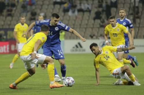 Soi kèo Romania vs Bosnia & Herzegovina vào 1h45 ngày 27/9/2022