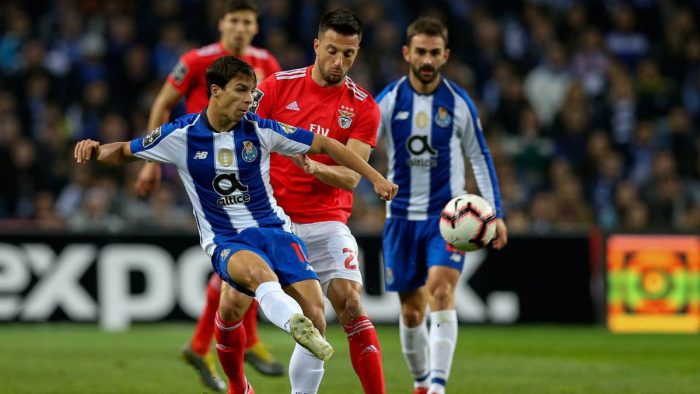 Soi kèo FC Porto vs SL Benfica vào 2h15 ngày 22/10/2022