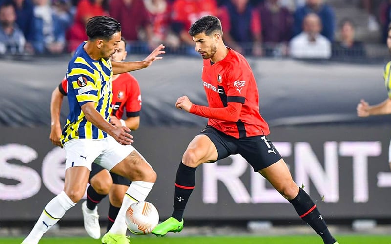 soi-keo-fenerbahce-vs-rennes-vao-23h45-ngay-27-10-2022-1