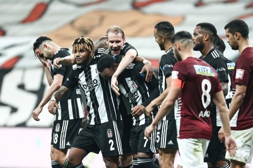 Soi kèo Hatayspor vs Besiktas vào 0h ngày 25/10/2022