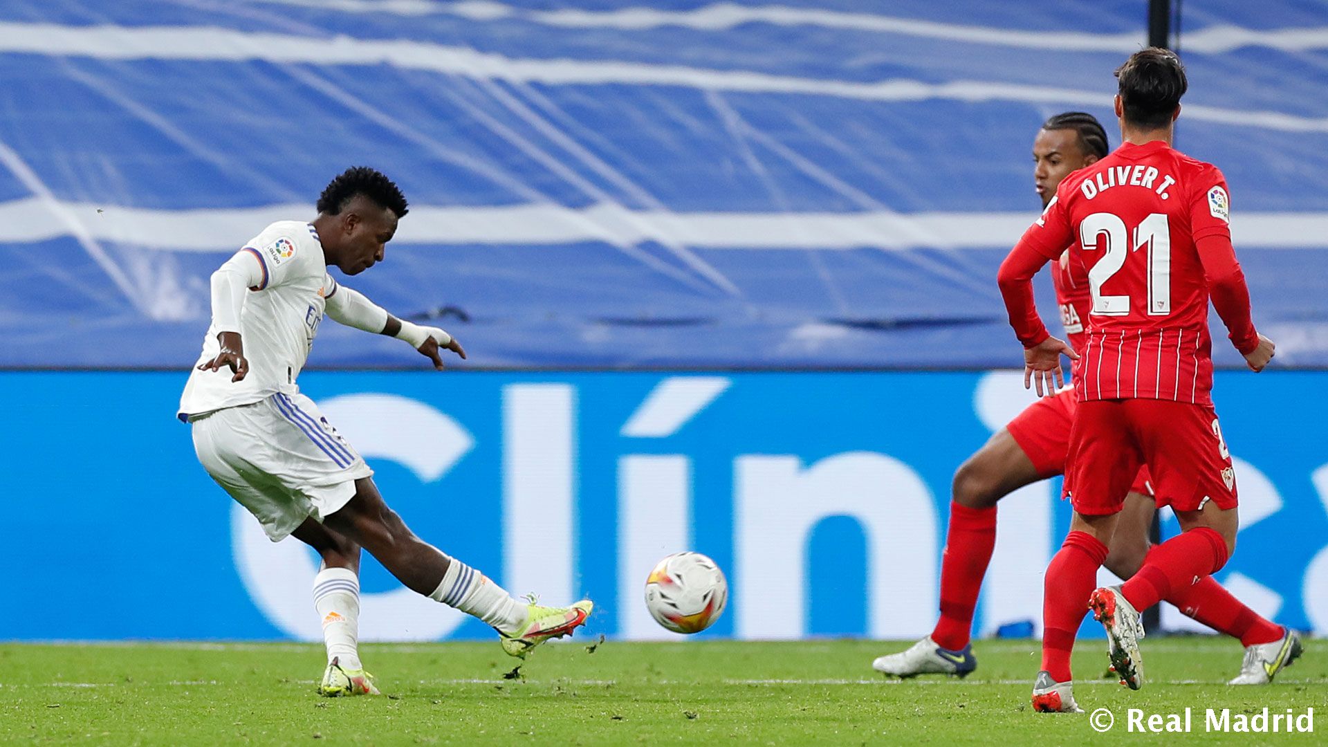soi-keo-real-madrid-vs-sevilla-vao-2h-ngay-23-10-2022-2
