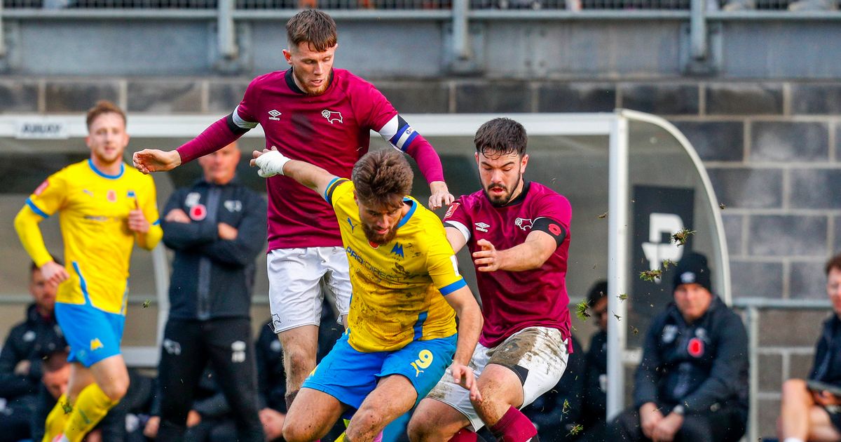 Soi kèo Derby County vs Torquay United vào 2h45 ngày 16/11/2022