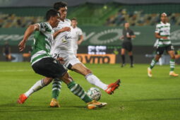Soi kèo Sporting Lisbon vs Farense vào 3h45 ngày 1/12/2022