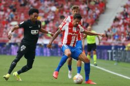 Soi kèo Atletico Madrid vs Elche vào 3h30 ngày 30/12/2022