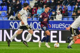 Soi kèo Burgos vs Huesca vào 1h ngày 19/12/2022