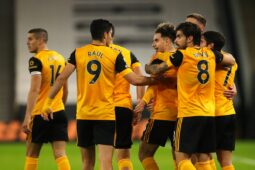 Soi kèo Wolves vs Gillingham vào 2h45 ngày 21/12/2022