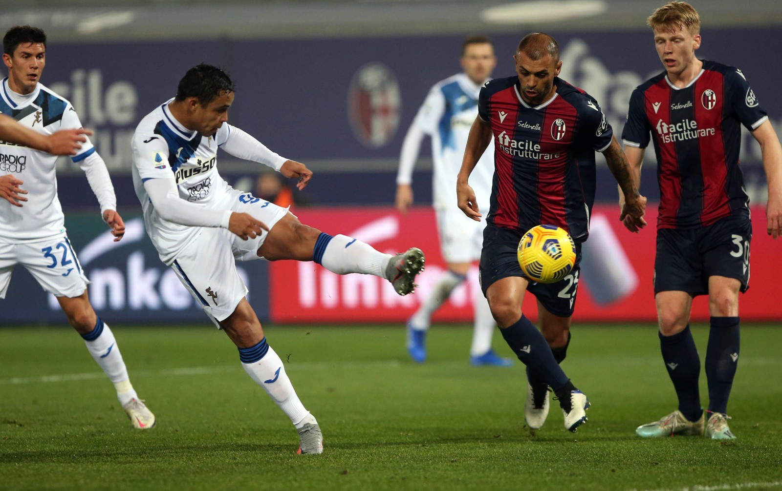 soi-keo-bologna-vs-atalanta-vao-2h45-ngay-10-1-2023-1