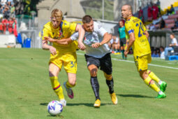 Soi kèo Bologna vs Spezia vào 0h30 gày 28/1/2023