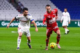 Soi kèo Lyon vs Brest vào 3h ngày 2/2/2023