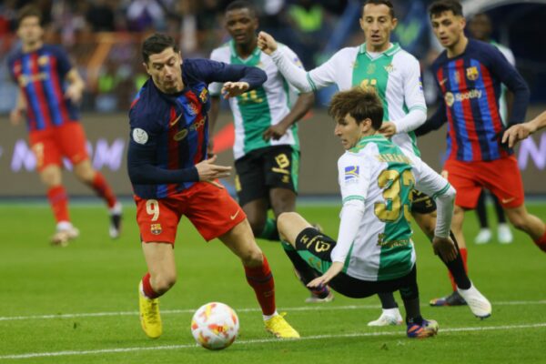 Soi kèo Real Betis vs Barcelona vào 3h ngày 2/2/2023