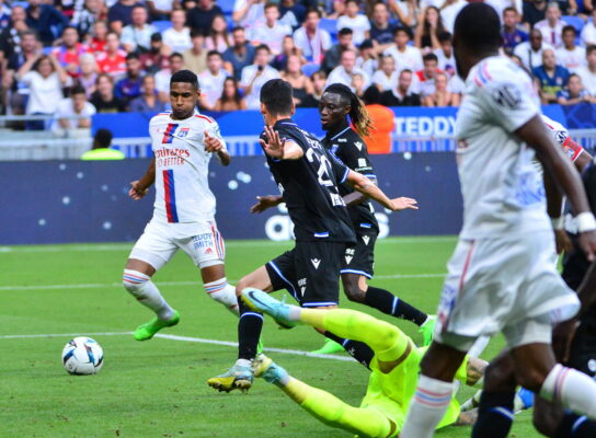 Soi kèo Auxerre vs Lyon vào 3h ngày 18/2/2023