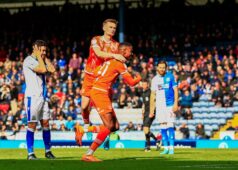 Soi kèo Blackburn vs Blackpool vào 2h45 ngày 22/2/2023