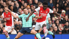 Soi kèo Leicester vs Arsenal vào 22h ngày 25/2/2023