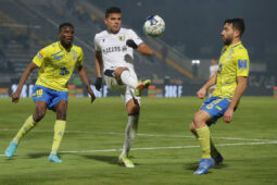 Soi kèo Famalicao vs Arouca vào 2h15 ngày 4/4/2023