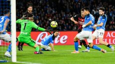 Soi kèo Milan vs Napoli vào 2h ngày 13/4/2023