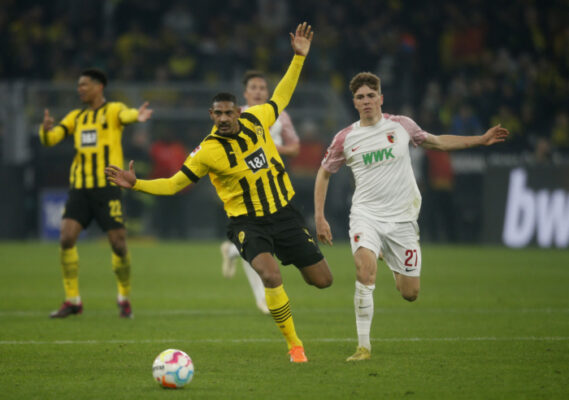 Soi kèo FC Augsburg vs Borussia Dortmund vào 22h30 ngày 21/5/2023