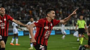 Soi kèo Foggia vs Lecco vào 2h30 ngà 14/6/2023