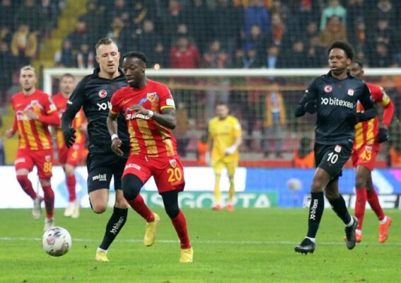 Soi kèo Sivasspor vs Kayserispor vào 21h ngày 6/6/2023