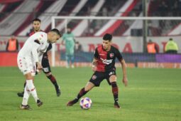 Soi kèo Newell’s Old Boys vs Gimnasia y Esgrima vào 6h ngày 4/7/2023