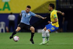 Soi kèo Uruguay vs Brazil vào 7h ngày 18/10/2023