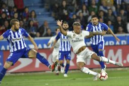 Soi kèo Deportivo Alaves vs Real Madrid vào 3h30 ngày 22/12/2023
