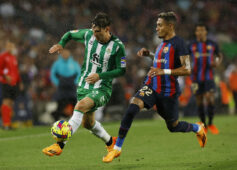 Soi kèo Betis vs Barcelona vào 0h30 ngày 22/1/2024