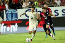 Soi kèo Roma vs Cagliari vào 2h45 ngày 6/2/2024