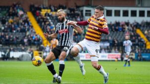 Soi kèo Bradford City vs Notts County vào 2h45 ngày 20/3/2024