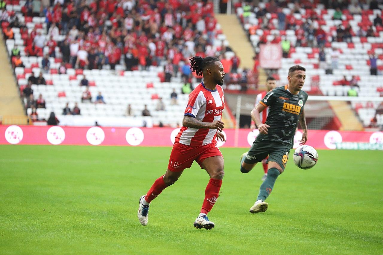 soi-keo-alanyaspor-vs-antalyaspor-vao-0h-ngay-25-5-2024-1