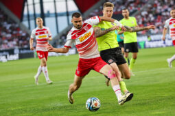 Soi kèo Wehen Wiesbaden vs Jahn Regensburg vào 1h30 ngày 29/5/2024