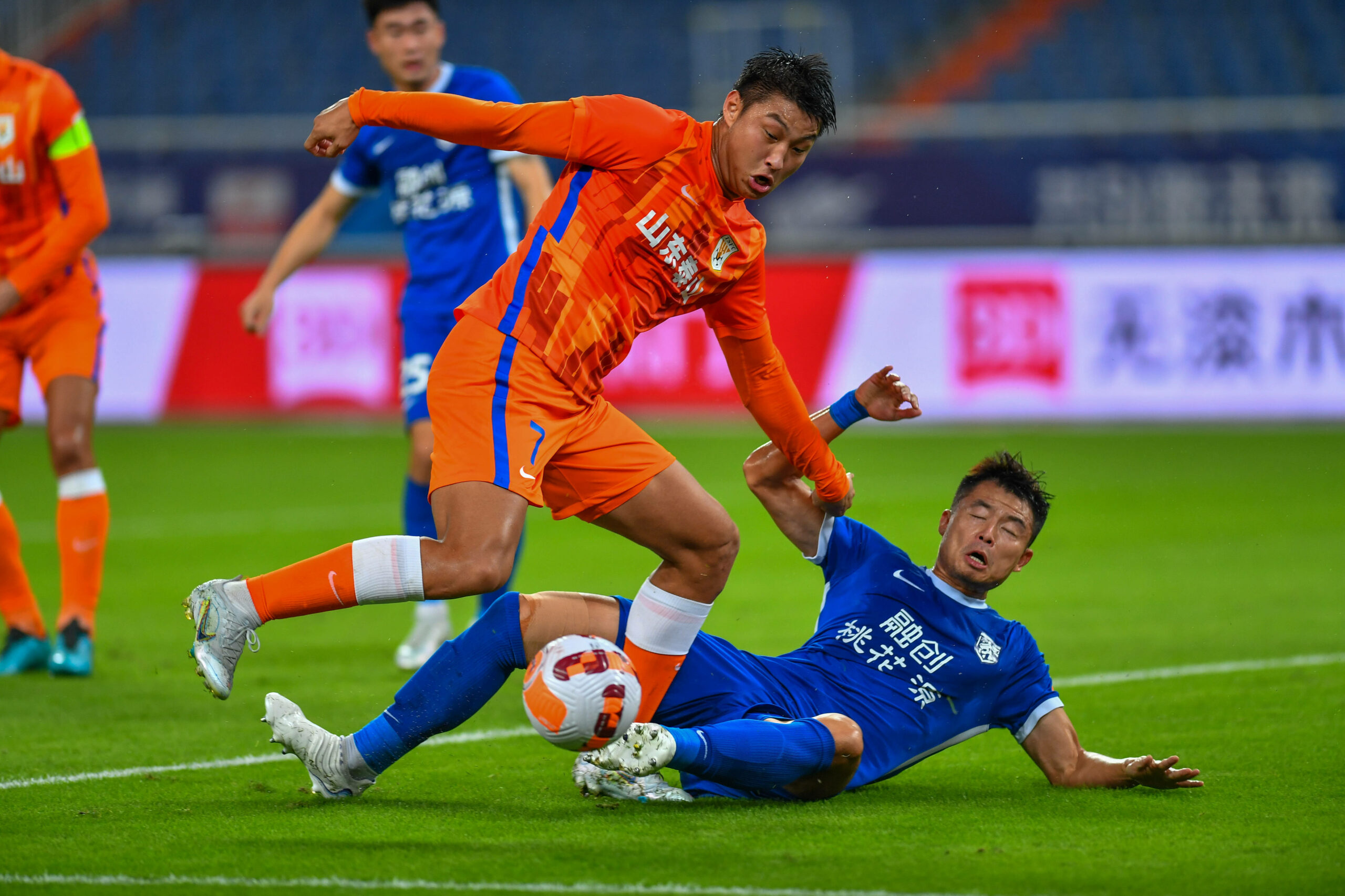 soi-keo-cangzhou-vs-shanghai-shenhua-vao-18h35-ngay-22-7-2024-1