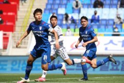 Soi kèo Suwon vs Ulsan vào 17h30 ngày 5/7/2024